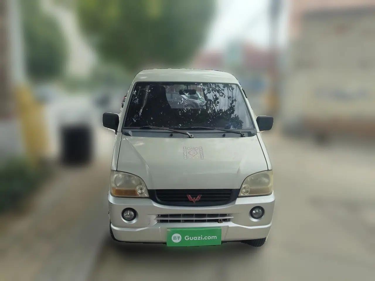 Wuling Zhiguang 2010 1.0L Liye Edition — миниатюра 2