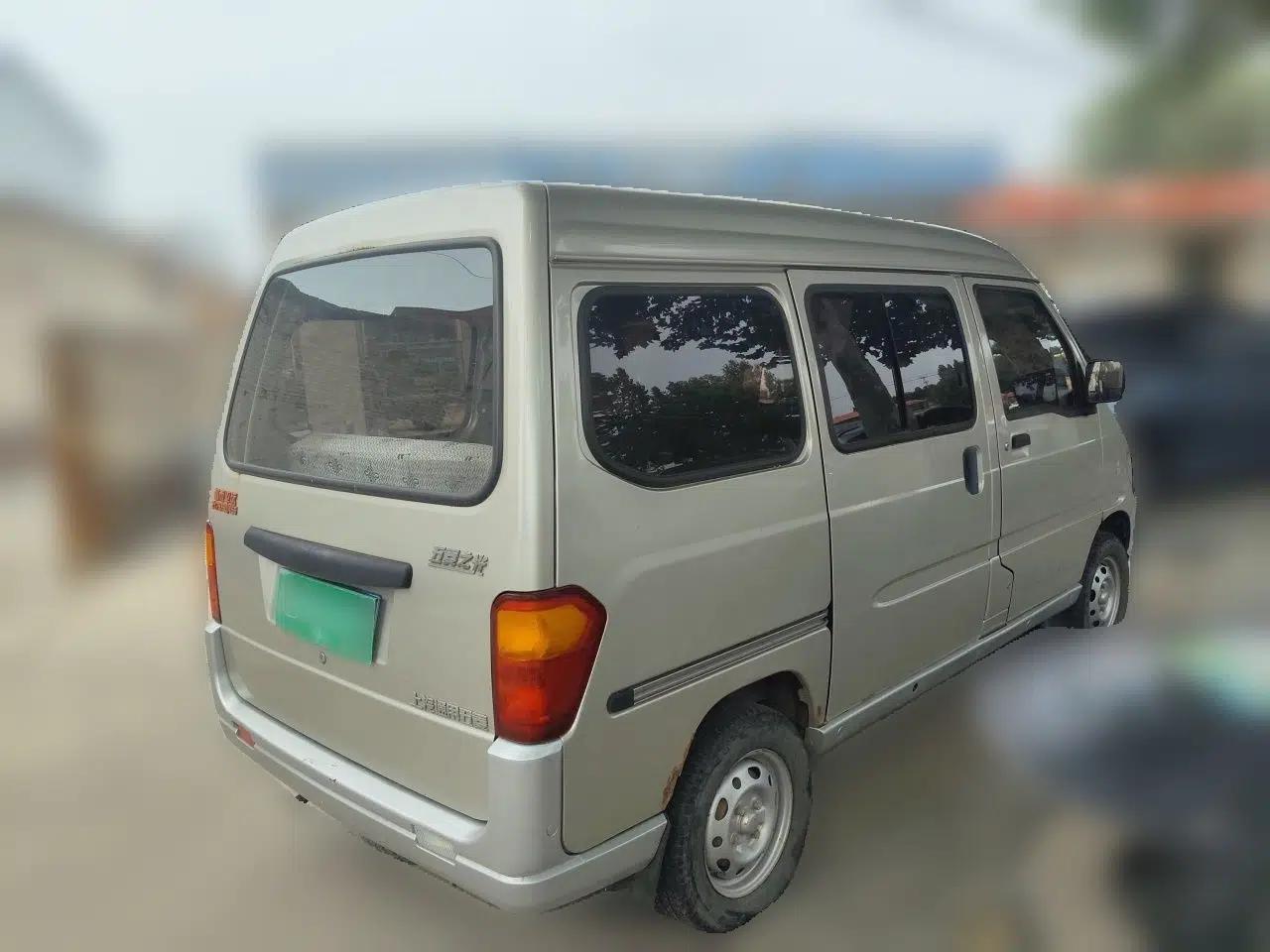 Wuling Zhiguang 2010 1.0L Liye Edition — миниатюра 6