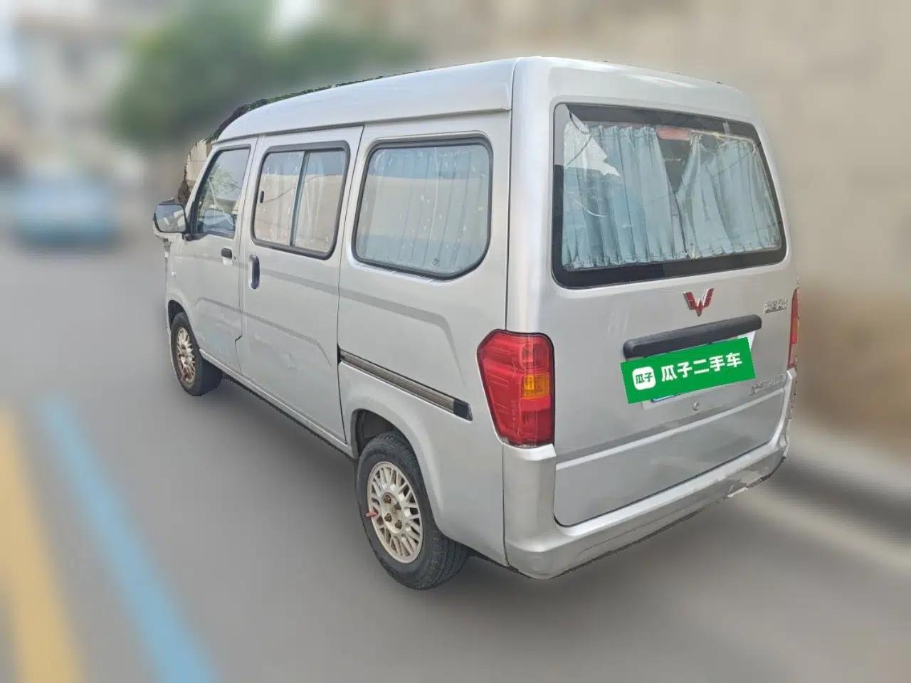 Wuling Zhiguang 2015 1.2L Standard Model LSI — миниатюра 4