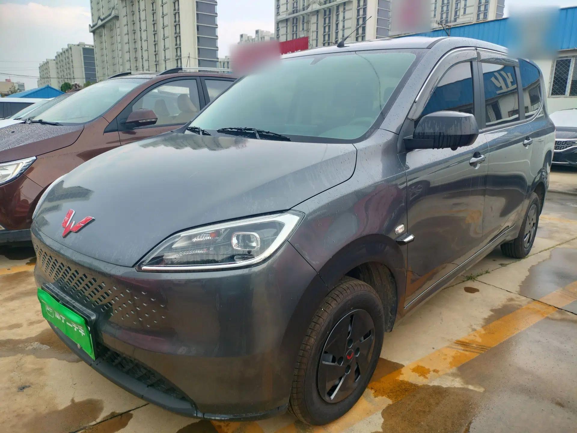 Wuling Hongguang New Energy 2025 Extended-Range Hybrid 50KM Comfort Version — миниатюра 1