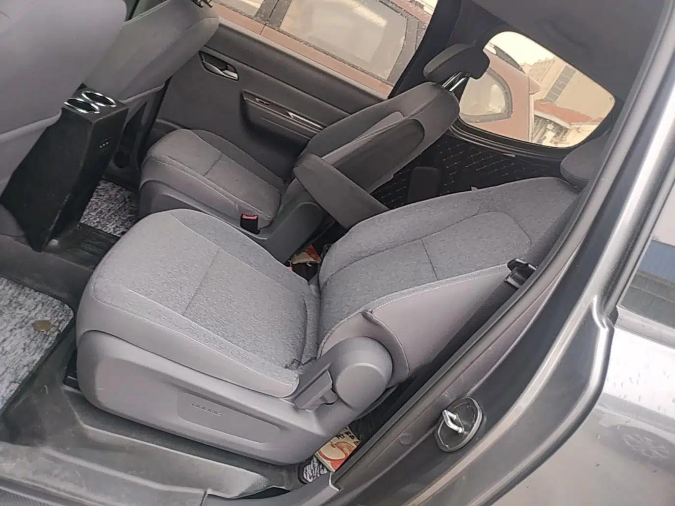 Wuling Hongguang New Energy 2025 Extended-Range Hybrid 50KM Comfort Version — миниатюра 20