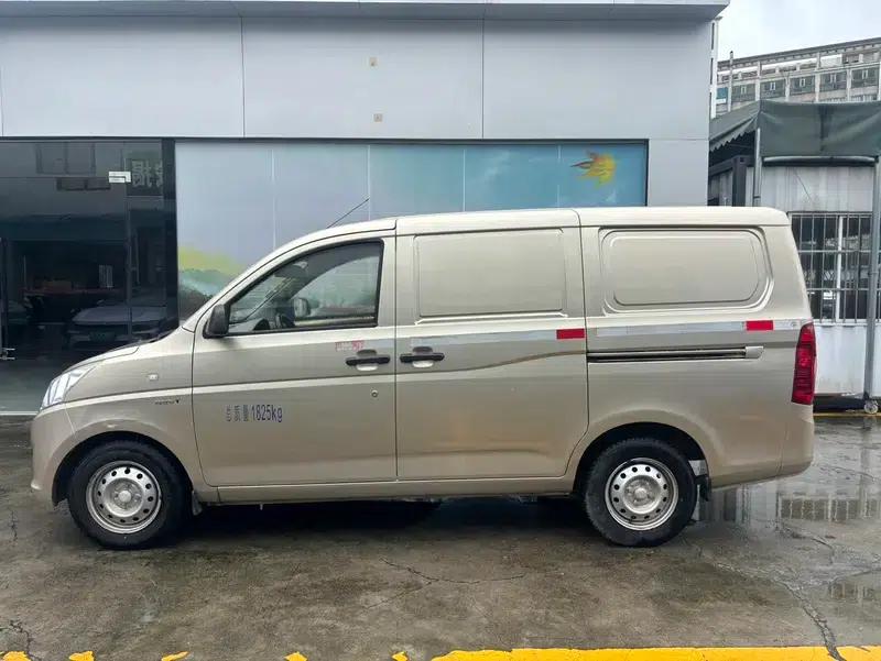 Wuling Rongguang V 2019 1.5L Van Truck (Practical Model, National V Emission Standard) — миниатюра 4