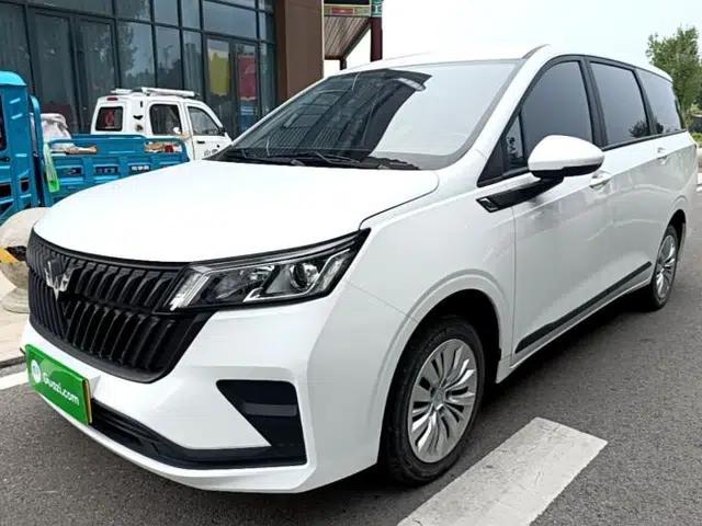 Wuling Jiachen 2022 1.5L Manual Enjoyment Elite Model