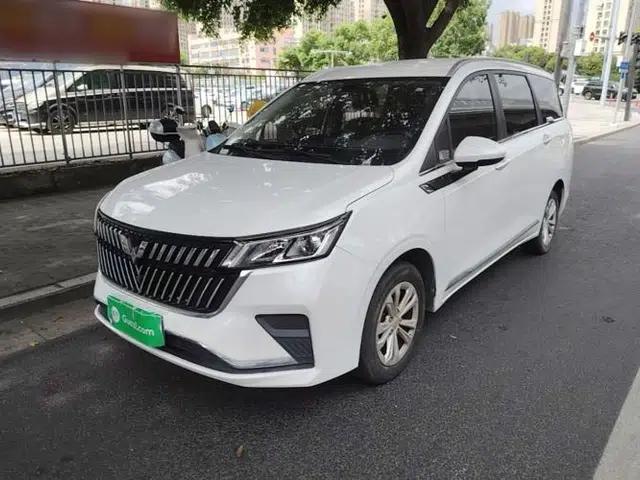 Wuling Jiachen 2022 1.5L Manual Comfort Edition