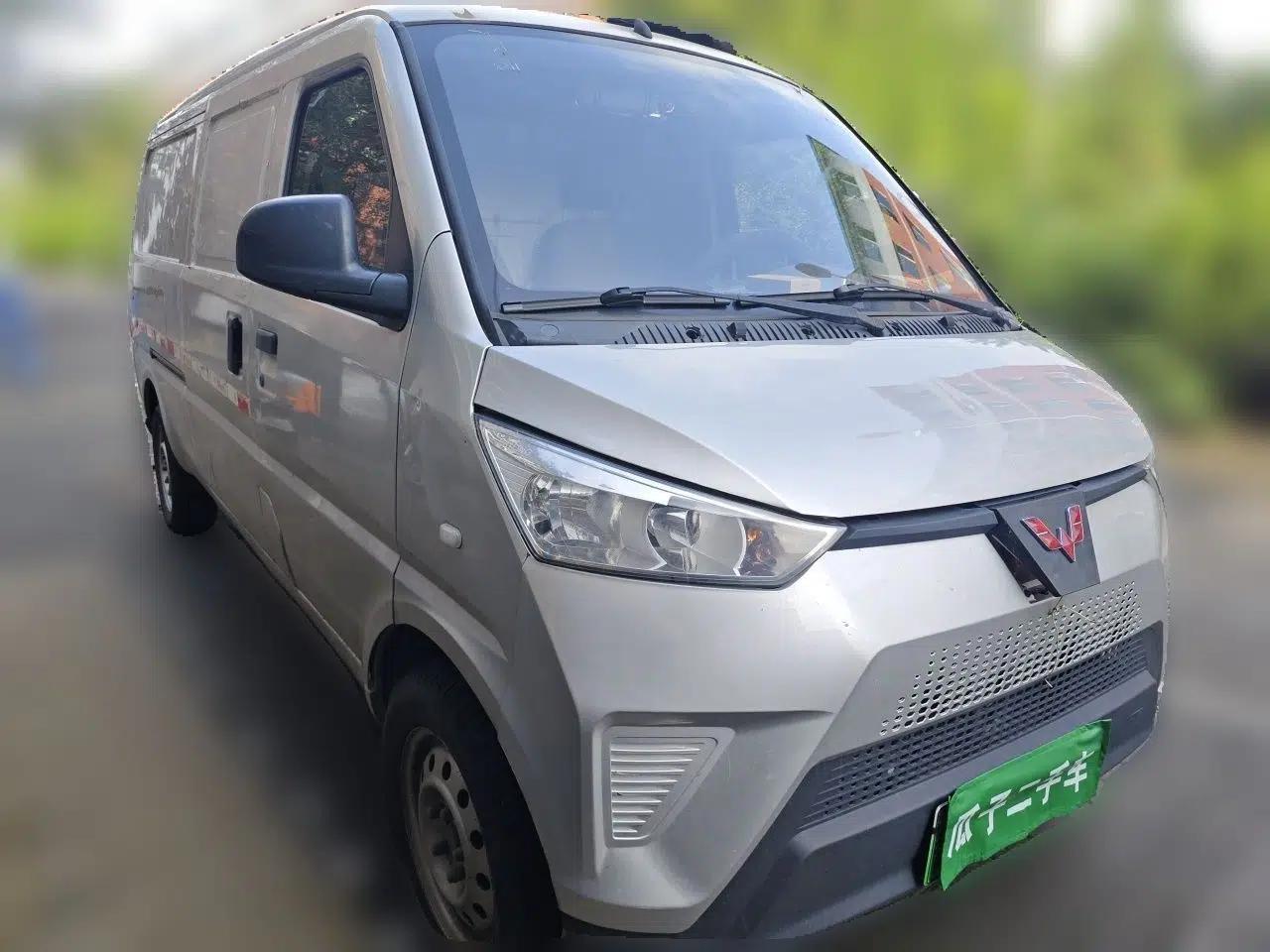 Wuling EV50 Wuling EV50, registered in 2021, 2-seater, light-duty enclosed van, pure electric. — миниатюра 3