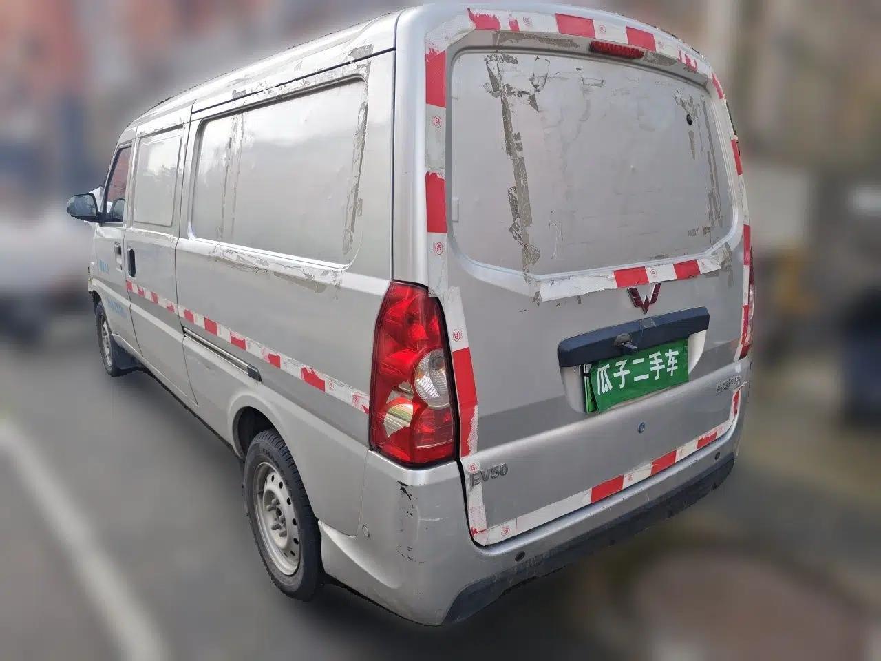 Wuling EV50 Wuling EV50, registered in 2021, 2-seater, light-duty enclosed van, pure electric. — миниатюра 4