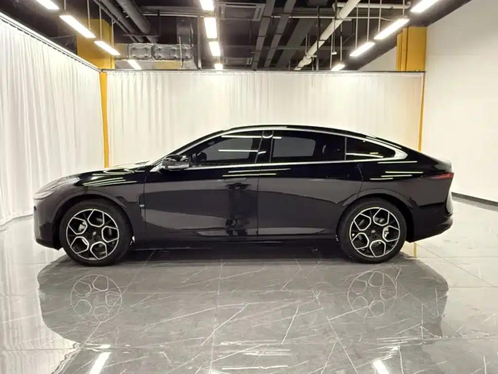 Changan Qiyuan A07 2025 Blue Whale Pure Electric Edition 625 Flagship Model — миниатюра 3