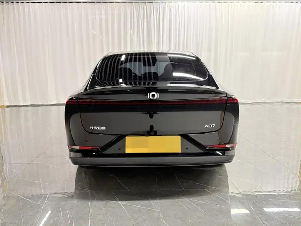 Changan Qiyuan A07 2025 Blue Whale Pure Electric Edition 625 Flagship Model — миниатюра 5