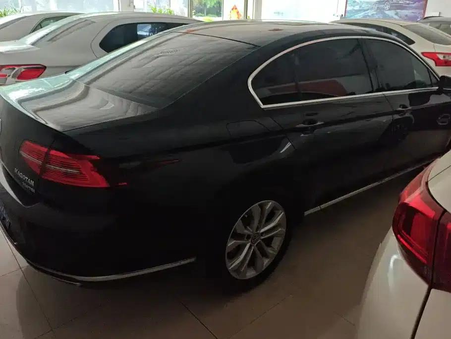2018 Volkswagen Magotan 330TSI DSG Luxury — миниатюра 3