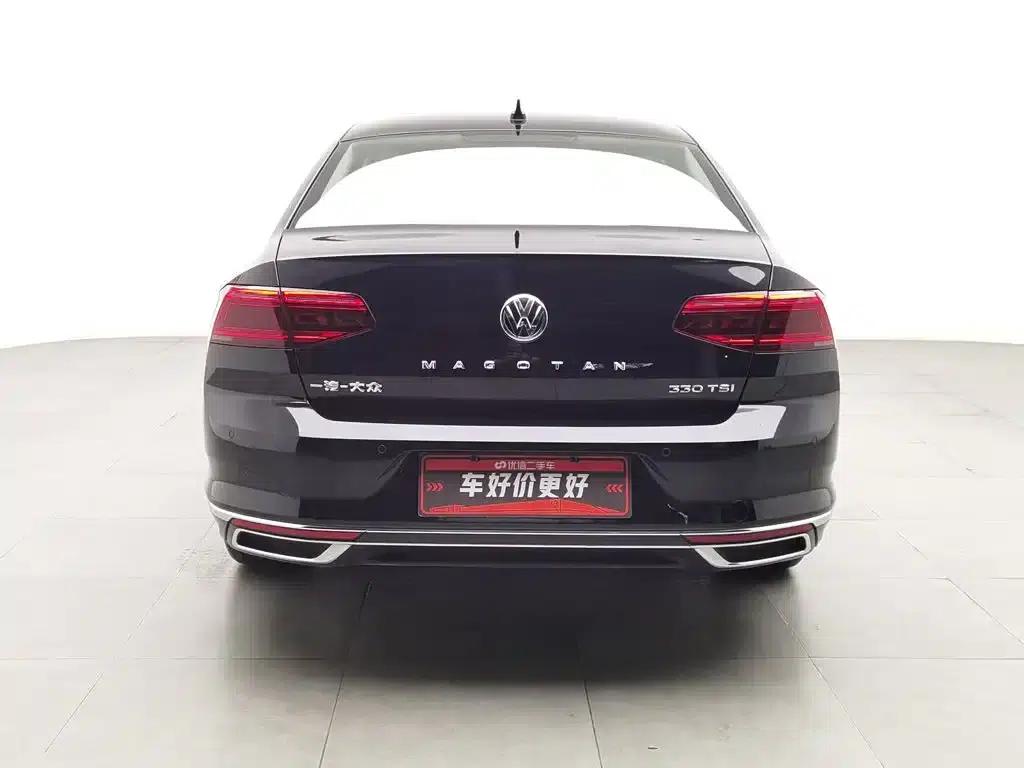 2020 Volkswagen Passat 330TSI DSG Luxury — миниатюра 4