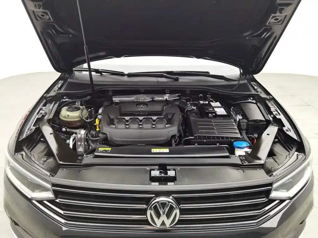 2020 Volkswagen Passat 330TSI DSG Luxury — миниатюра 6