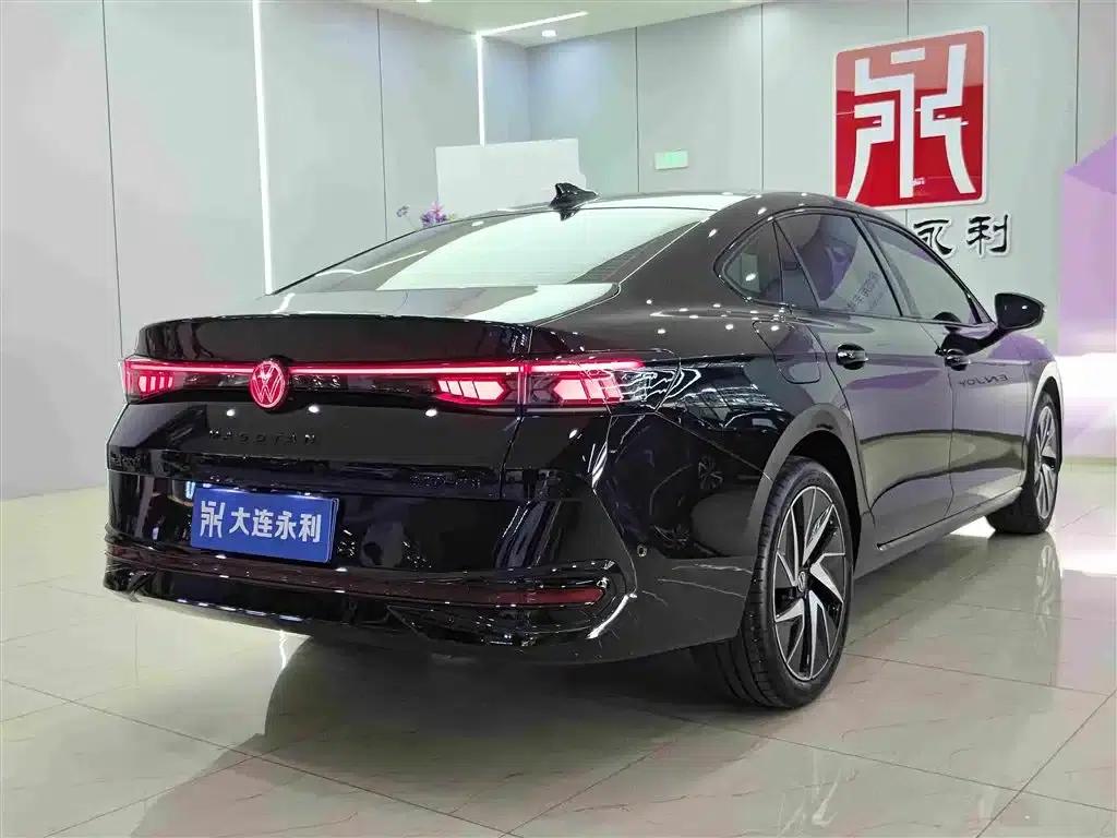 2024 Volkswagen Passat 380TSI DSG Premium Edition with Magotan Package — миниатюра 6