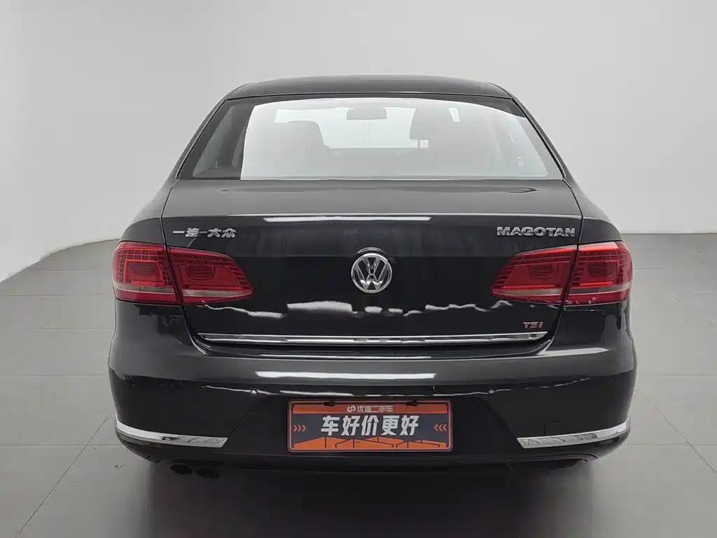 2013 Volkswagen Passat 2.0TSI Luxury — миниатюра 4