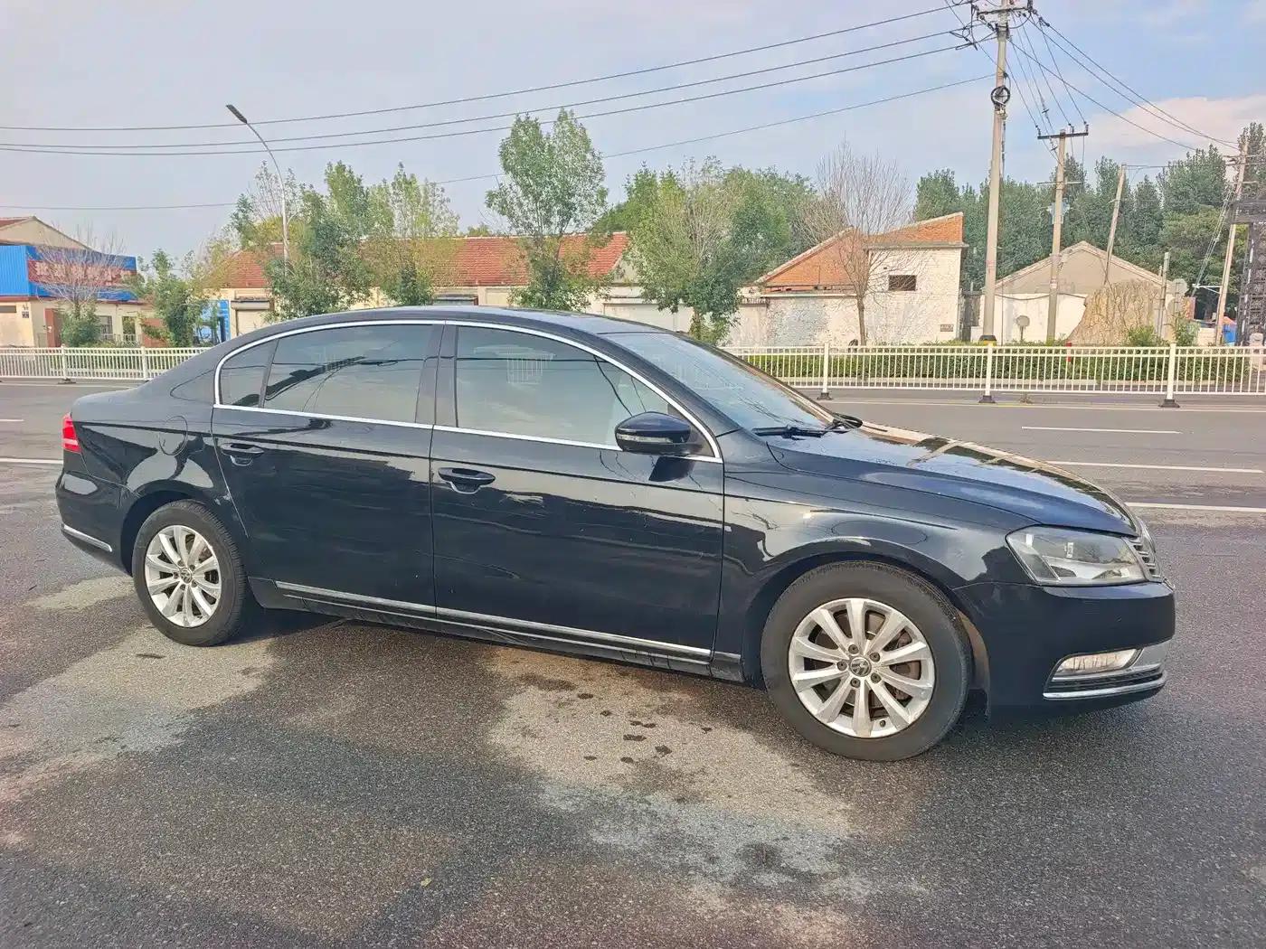 2015 Volkswagen Passat 1.8TSI Leading Edition — миниатюра 3