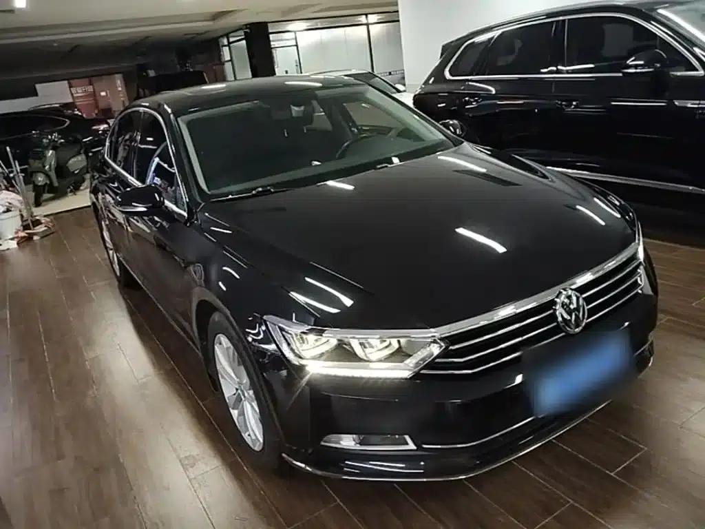 2019 Volkswagen Magotan 330TSI DSG Luxury Edition (China VI Emission Standard) — миниатюра 4