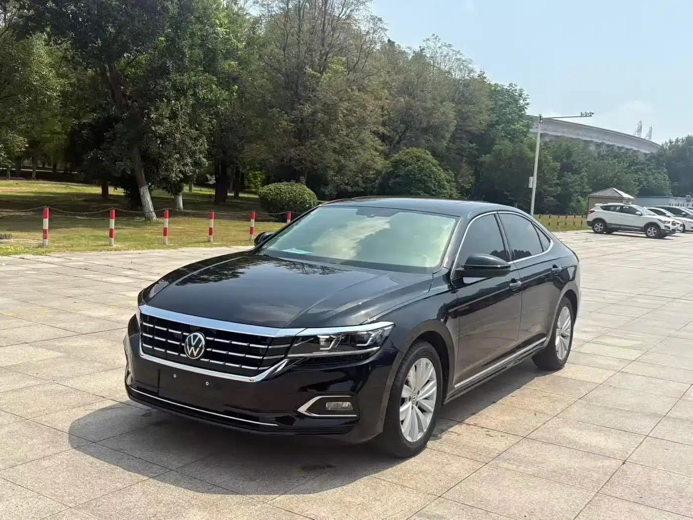 2019 Volkswagen Passat 330TSI Elite Edition (China VI Emission Standard) — миниатюра 3