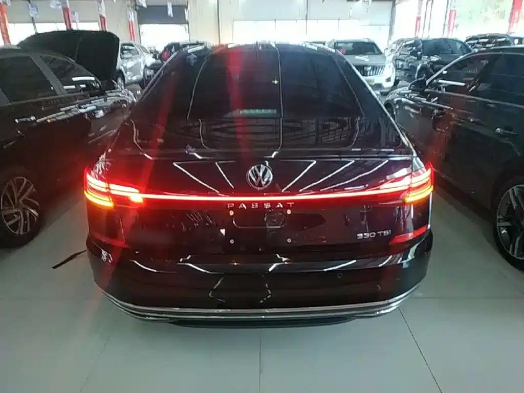 2022 Passat 330TSI Luxury Edition — миниатюра 6