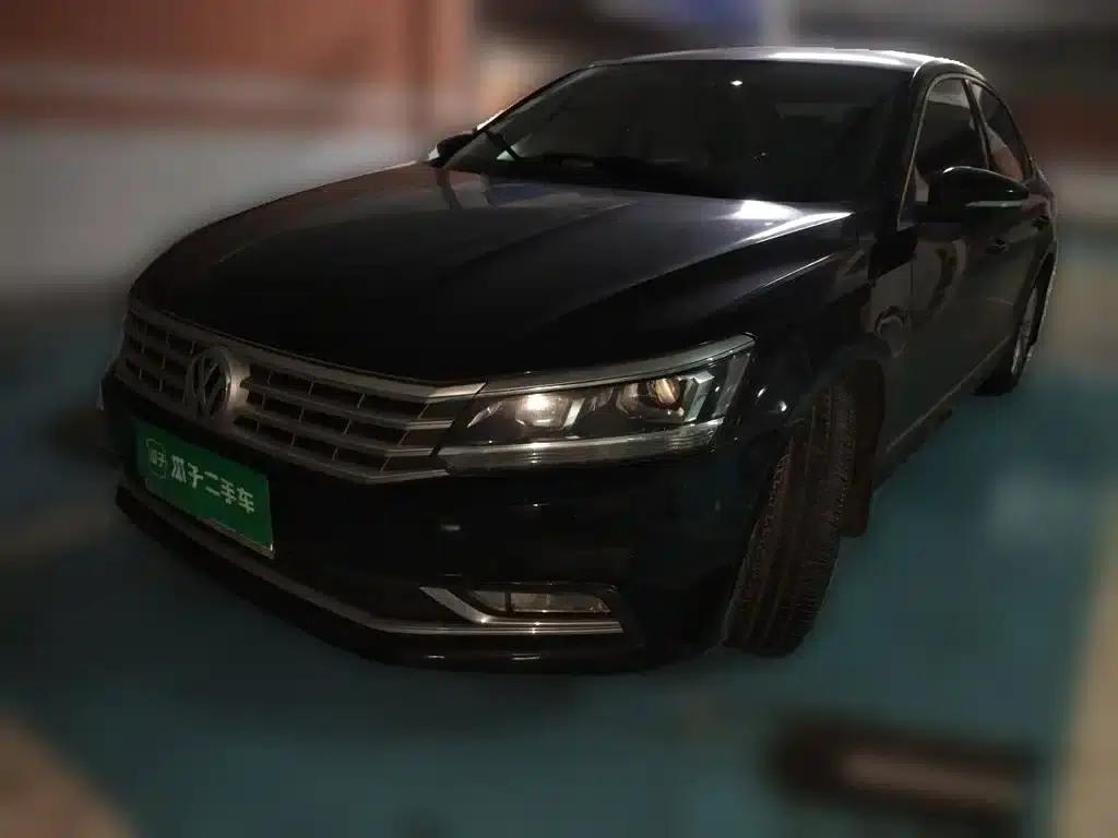 2016 Passat 330TSI DSG Premium Edition — миниатюра 1