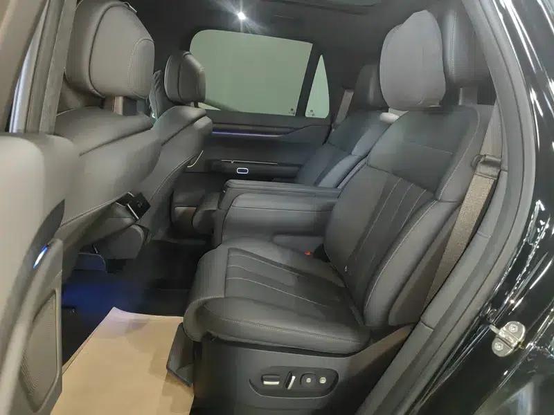 NIO ES8 2024 model 75kWh — миниатюра 12
