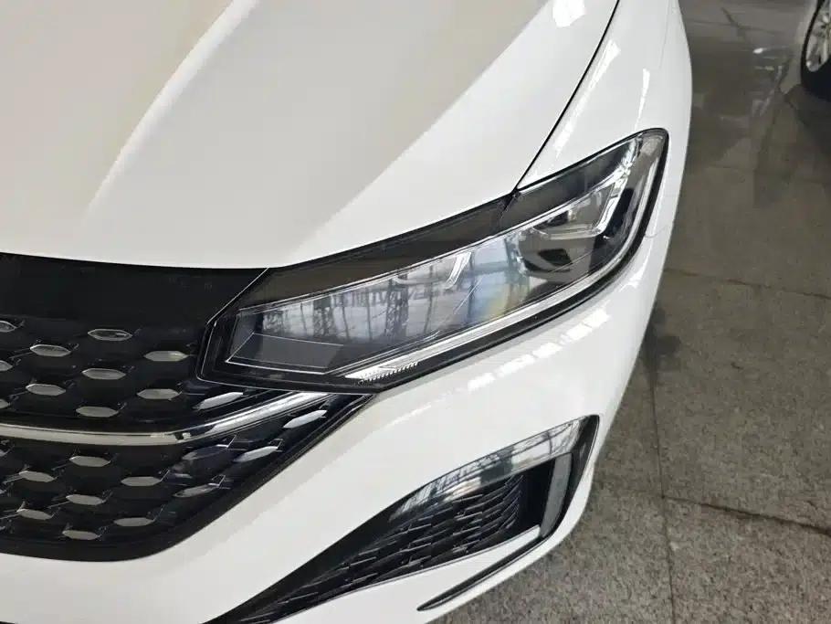 2023 Volkswagen Lavida 300TSI DSG Starry Sky Edition — миниатюра 5