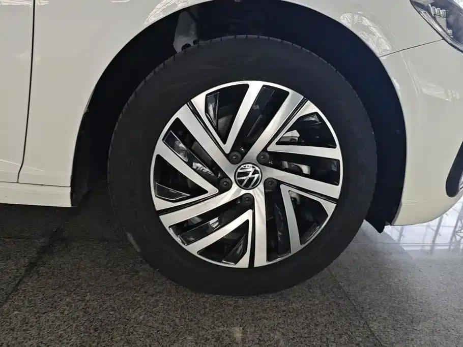 2023 Volkswagen Lavida 300TSI DSG Starry Sky Edition — миниатюра 6