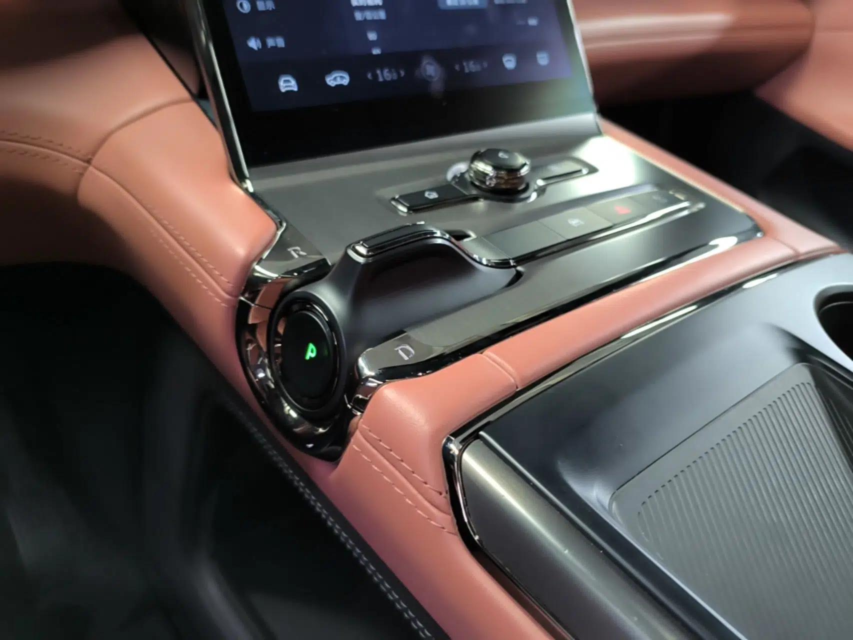 Nio EC6 2020 440 km Performance Version — миниатюра 16