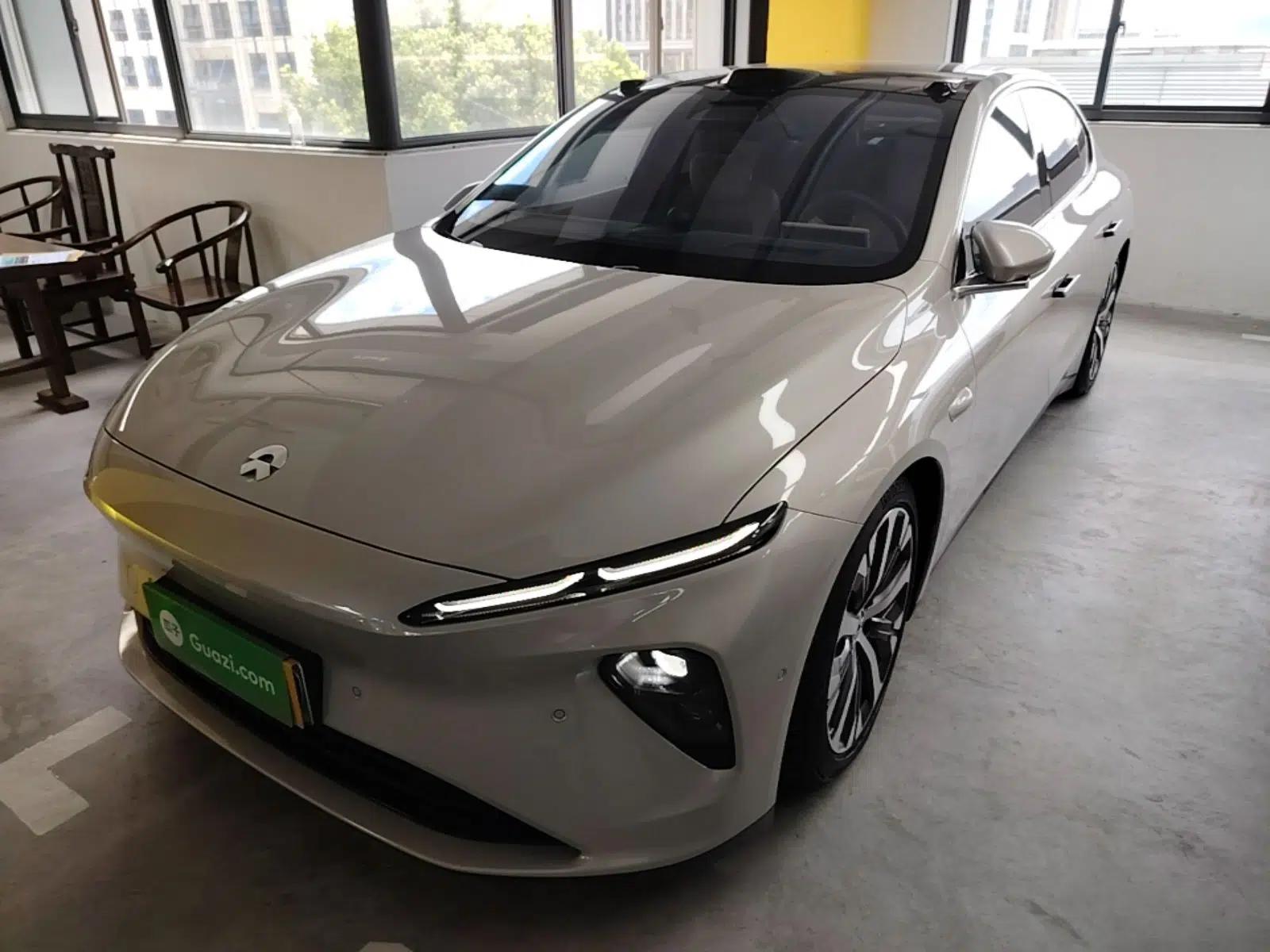 Nio ET7 2024 75 kWh Executive Edition — миниатюра 1