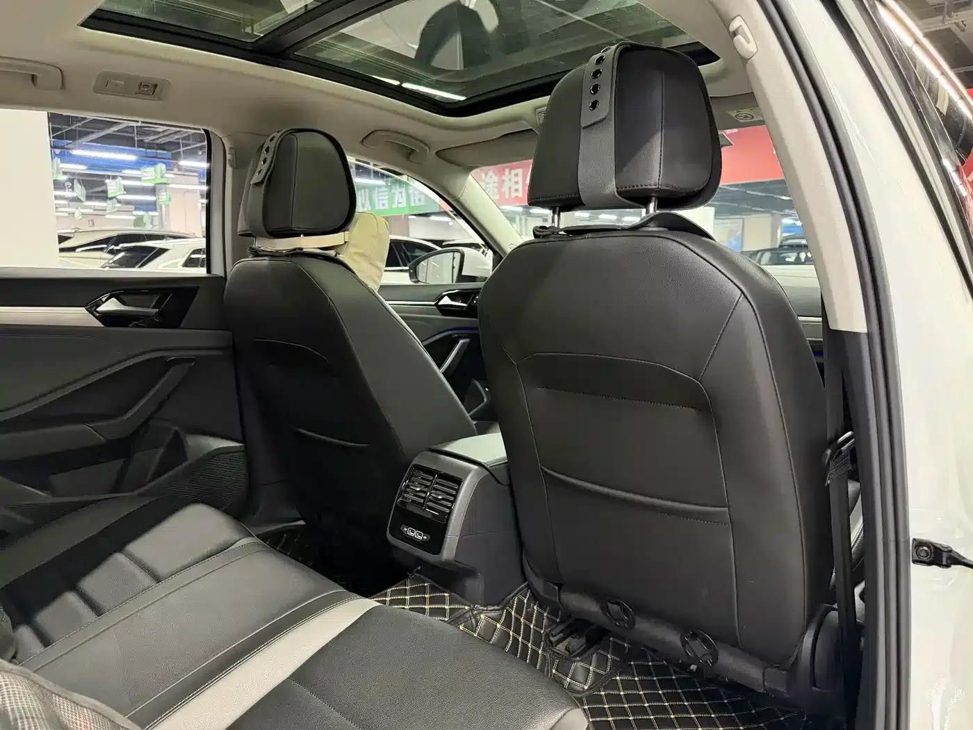 2022 Volkswagen Sagitar 280TSI DSG Super Edition — миниатюра 6