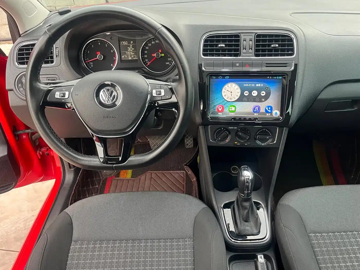 2016 Polo 1.6L Automatic Comfort Model — миниатюра 11