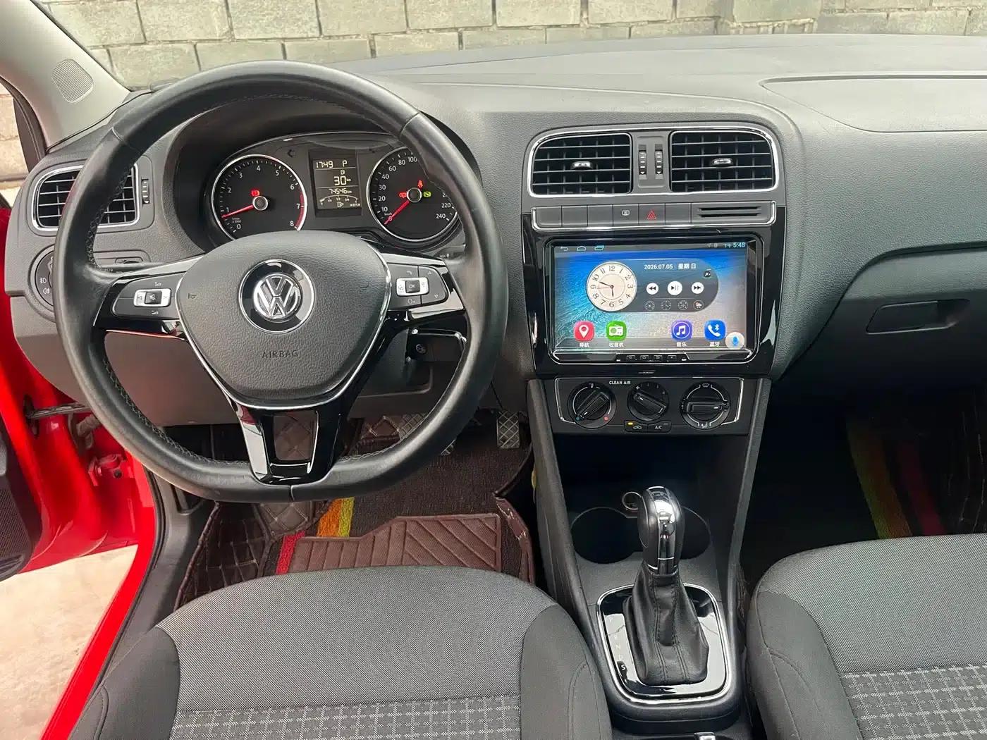 2016 Polo 1.6L Automatic Comfort Model — миниатюра 12