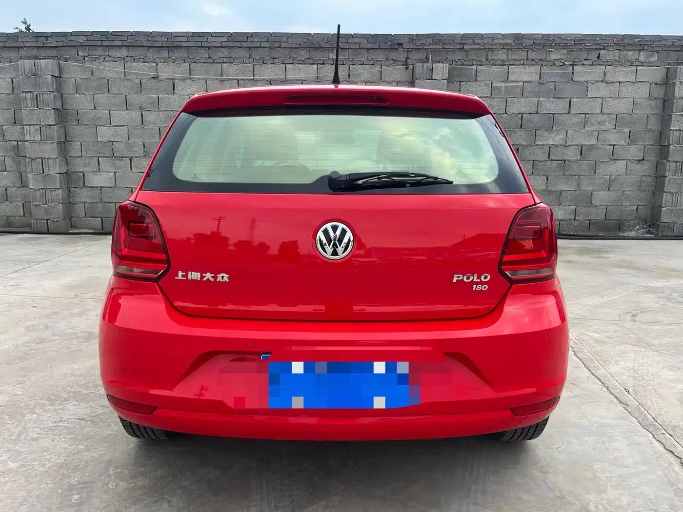2016 Polo 1.6L Automatic Comfort Model — миниатюра 4