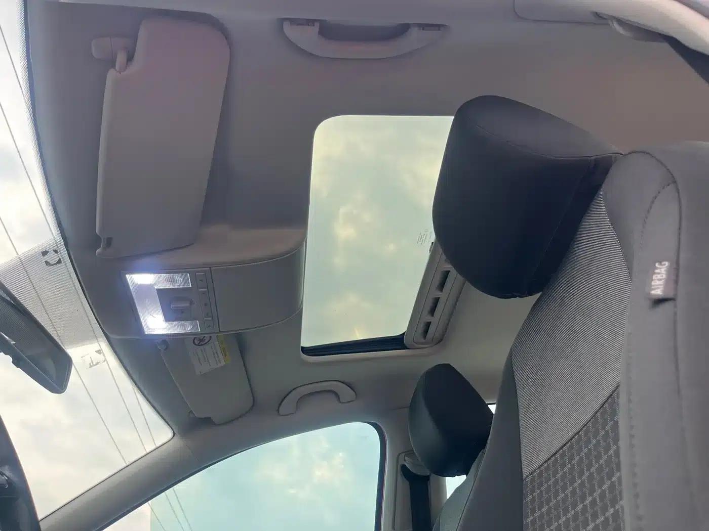 2016 Polo 1.6L Automatic Comfort Model — миниатюра 8