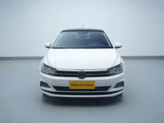 2021 Polo Plus 1.5L Automatic Colorful Technology Edition — миниатюра 3