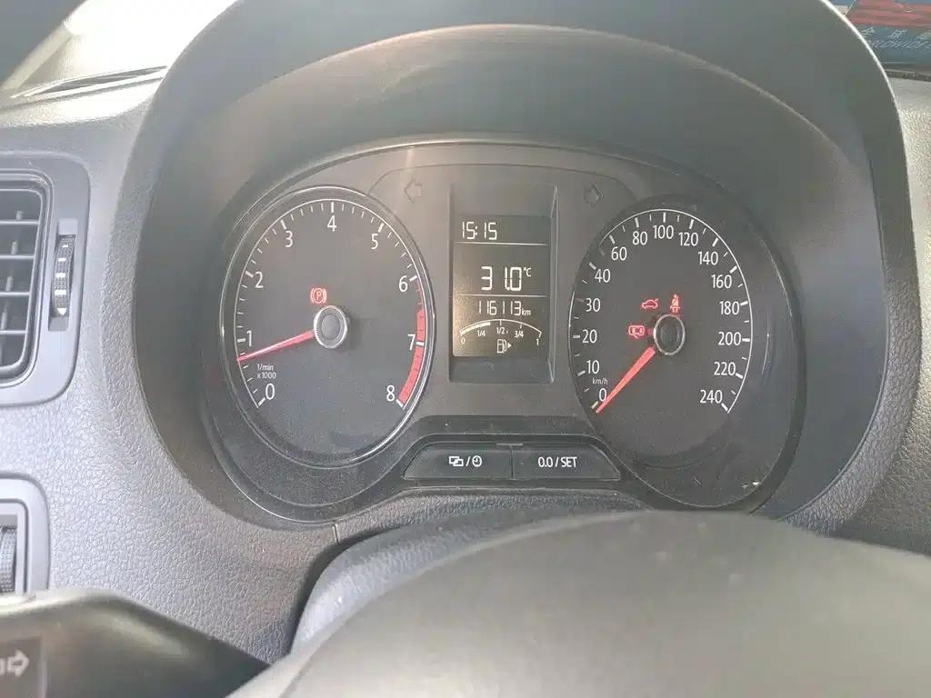 2018 Polo 1.5L Manual Comfort Edition — миниатюра 8