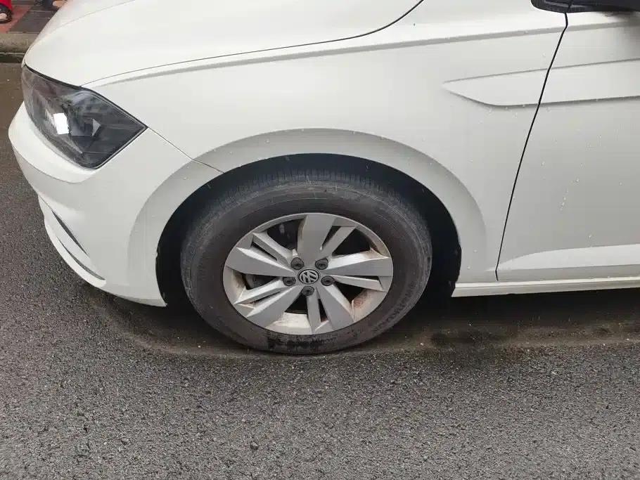 2019 Polo Plus 1.5L Automatic Panoramic Enjoyment Edition — миниатюра 6