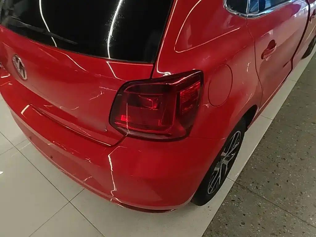 2016 Polo 1.6L Automatic Comfort Model — миниатюра 8