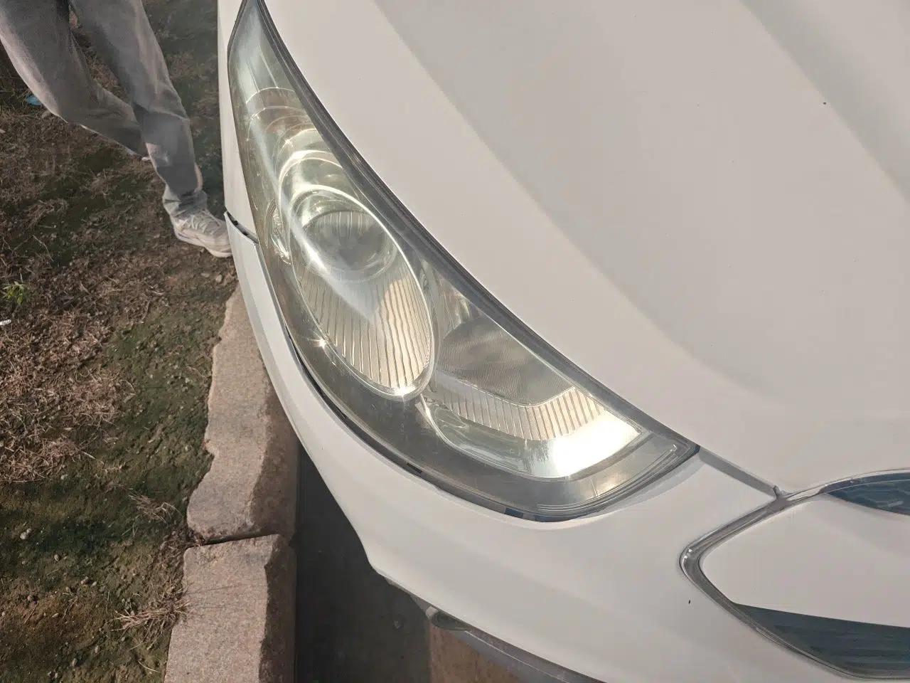 Hyundai ix35 2012 2.0L Manual Two-Wheel Drive New Edition GL — миниатюра 7