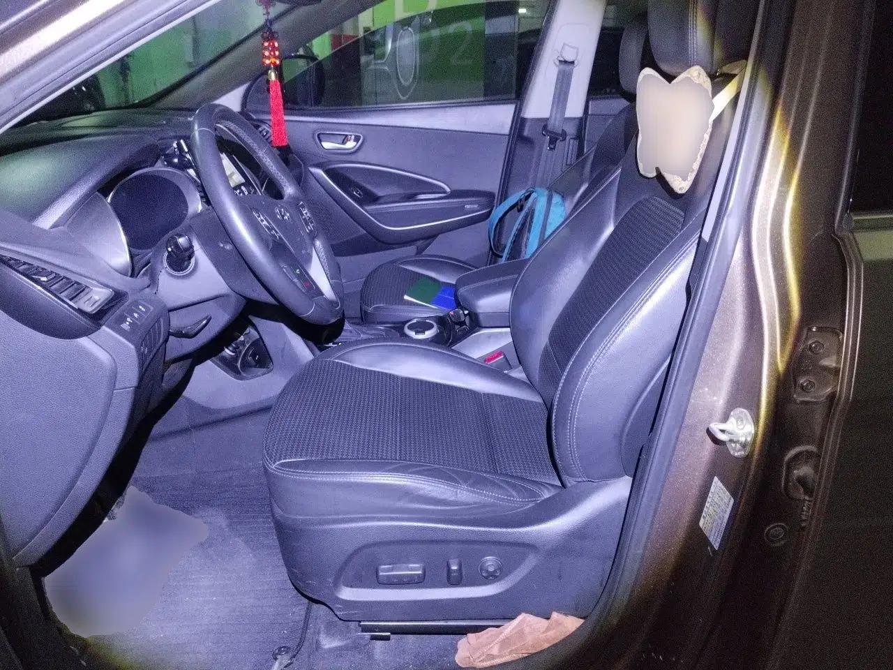 Hyundai Santa Fe 2013 2.4L Automatic Two-Wheel Drive Smart Version — миниатюра 15