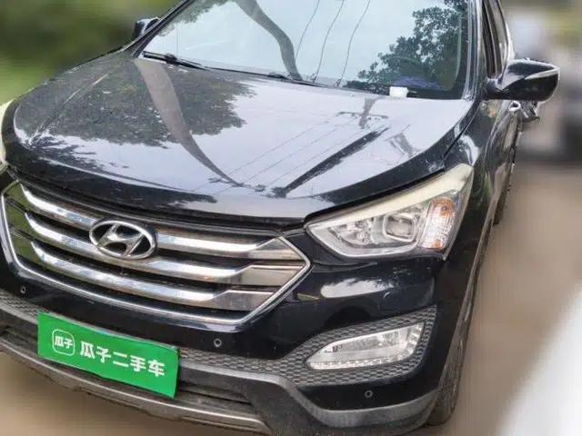 Hyundai Santa Fe 2013 2.0T Automatic All-Wheel Drive Top Trim