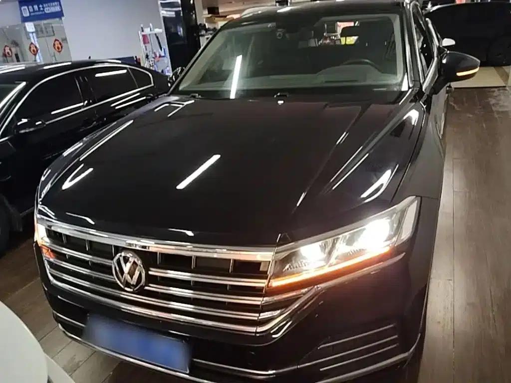 Touareg 2019 2.0TSI R-Line Edition (China VI Emission Standard) — миниатюра 3