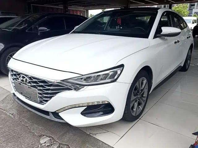 Hyundai Lafesta 2019 280TGDi Sport Edition China VI