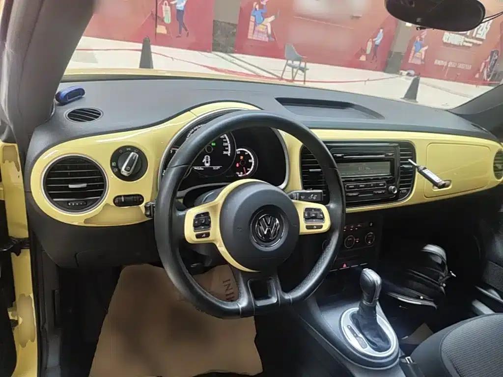 2015 Volkswagen Beetle 280TSI — миниатюра 10