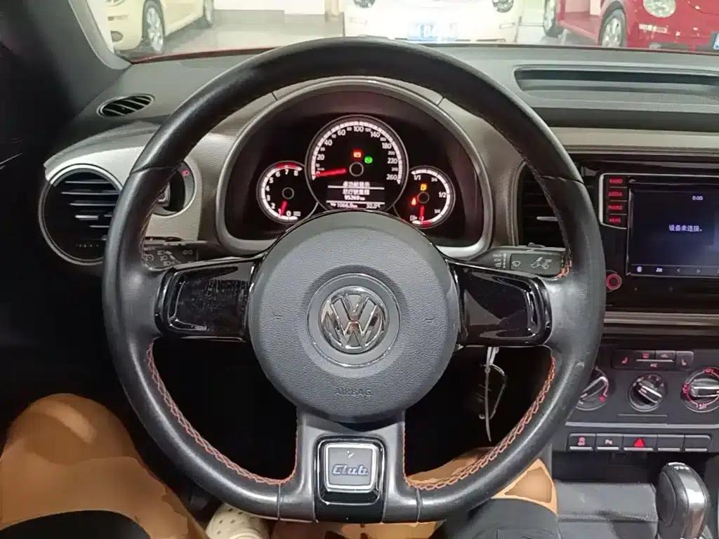 2016 Volkswagen Beetle 180TSI Club Edition — миниатюра 11