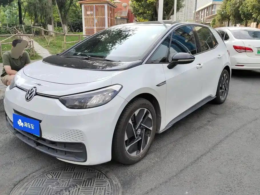 Volkswagen ID.3 2023 Pure Smart Edition — миниатюра 1