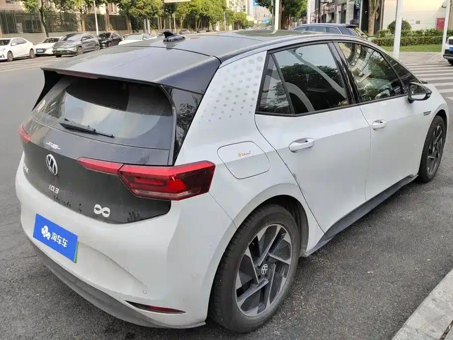Volkswagen ID.3 2023 Pure Smart Edition — миниатюра 3