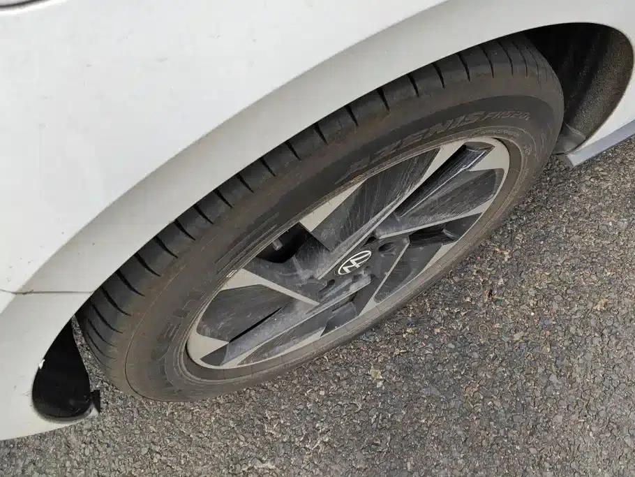 Volkswagen ID.3 2023 Pure Smart Edition — миниатюра 6