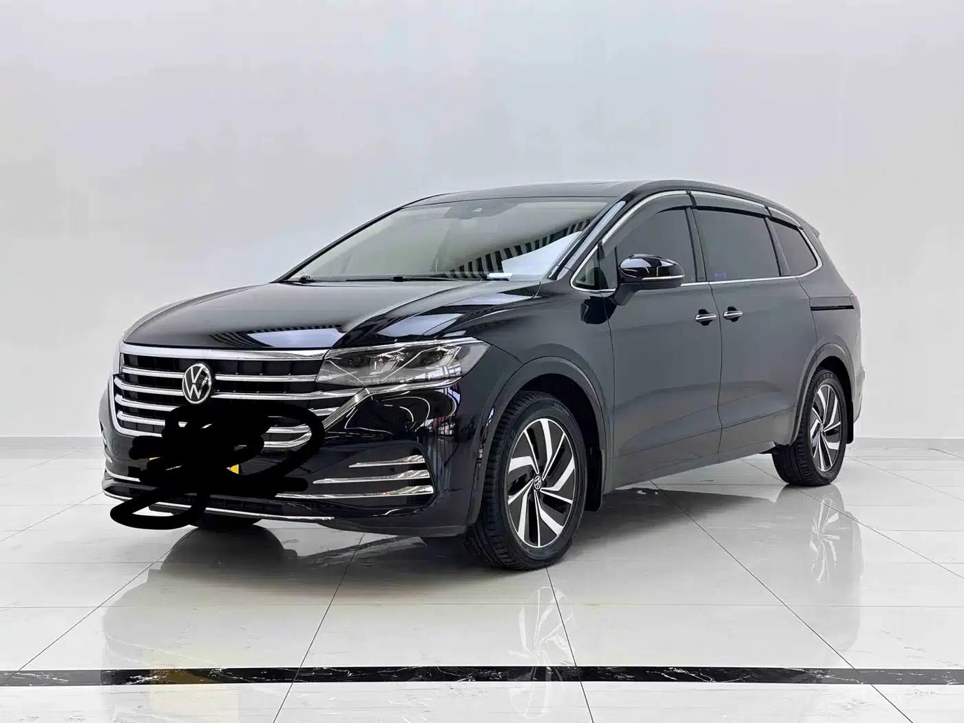 Viloran 2022 330TSI Luxury Edition — миниатюра 1
