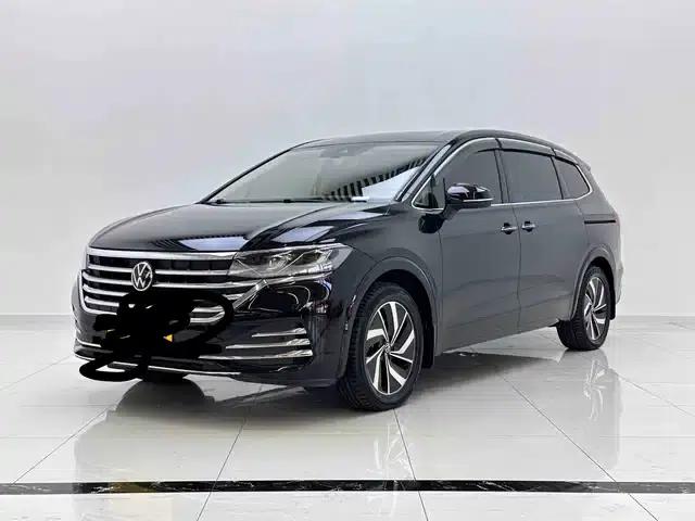 Viloran 2022 330TSI Luxury Edition