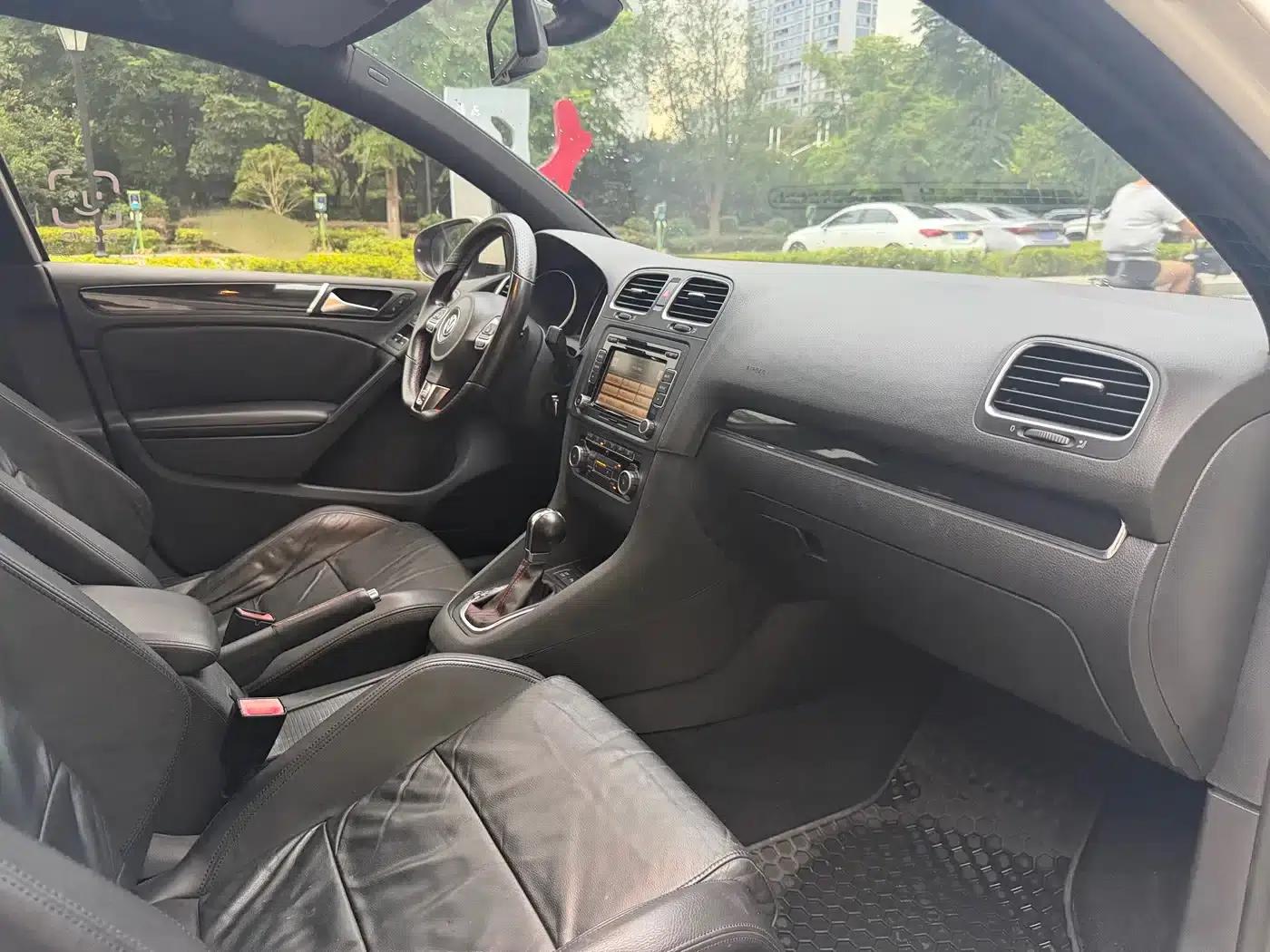 2010 Golf GTI 2.0TSI GTI — миниатюра 11