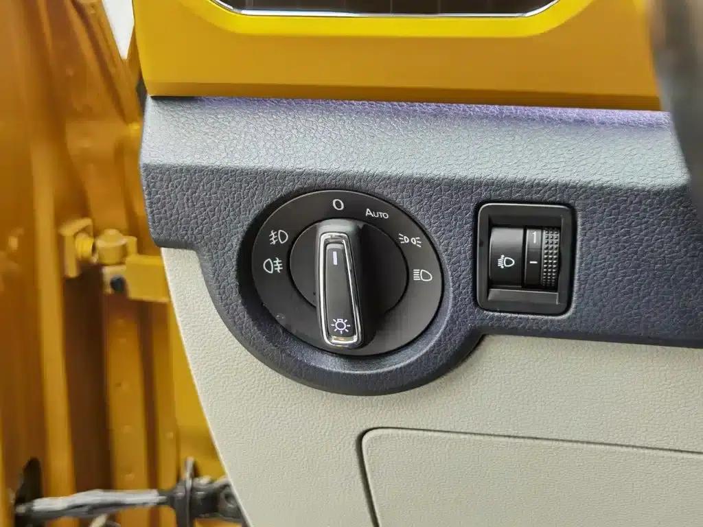 2019 Volkswagen T-Cross 280TSI DSG Luxury Edition — миниатюра 21